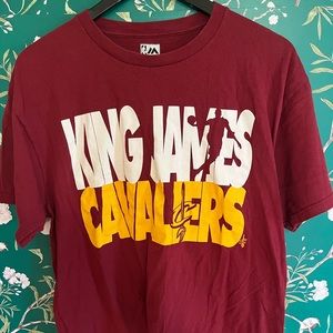 Men’s large LeBron James t shirt